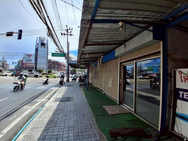 Shophouse for rent, 1 unit, 3.5 storeys, conveniently located near the Thai Ban Roundabout in Samut, Samut Prakan, ท้ายบ้าน, Pak Nam, Muang Samut Prakarn, Samut Prakan, 1 Bedroom, 250 sqm, Townhouse For Rent, by Sasialinda (Muay), 500175567 - DDproperty.com
