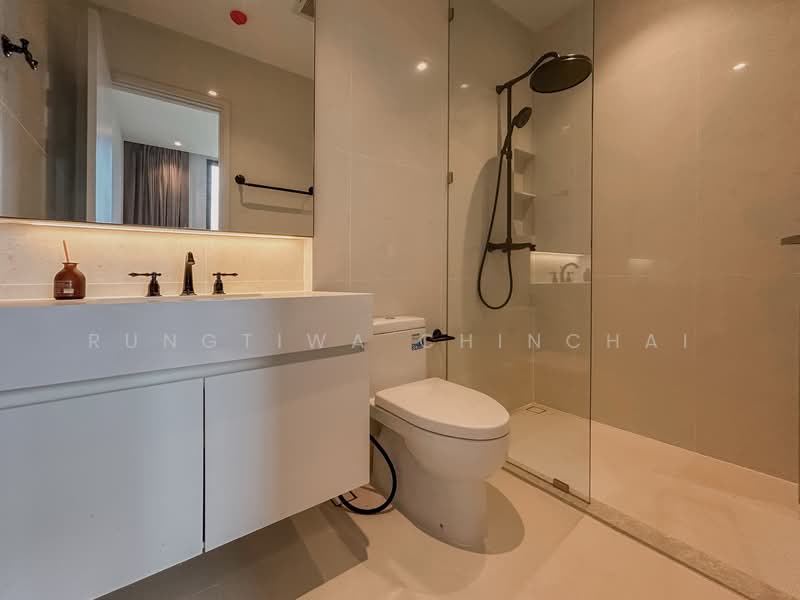 Muniq Langsuan, Bangkok, Soi Tonson, Lumphini, Pathum Wan, Bangkok, 3 Bedrooms, 140 sqm, Condo For Rent, by Rungtiwa Chinchai, 500175569 - DDproperty.com