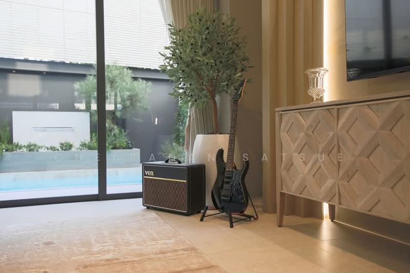 The Urban Reserve Rama 9-Motorway, Bangkok, Phatthanakan Road, Suan Luang, Suan Luang, Bangkok, 5 Bedrooms, 550 sqm, Single Detached House For Rent, by Cheeranan Satsue, 500175570 - DDproperty.com