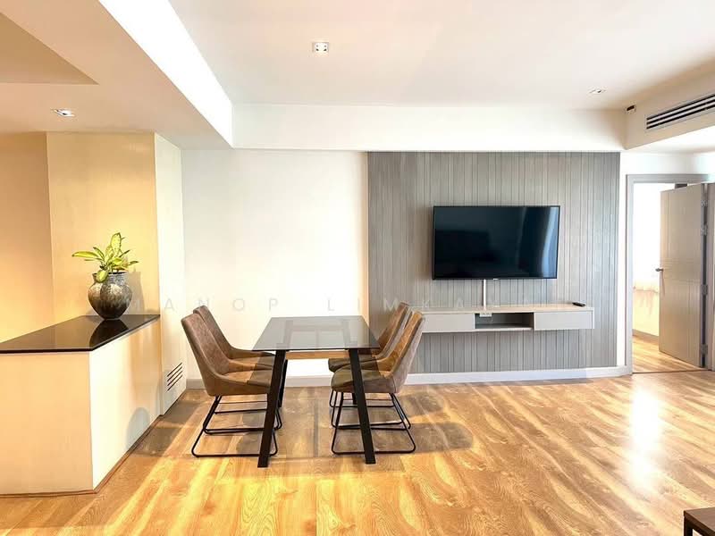 Villa Bajaj, Bangkok, Soi Sukhumvit 19, Khlongtoei Nua, Watthana, Bangkok, 2 Bedrooms, 160 sqm, Condo For Rent, by Manop Limkayan, 500175572 - DDproperty.com