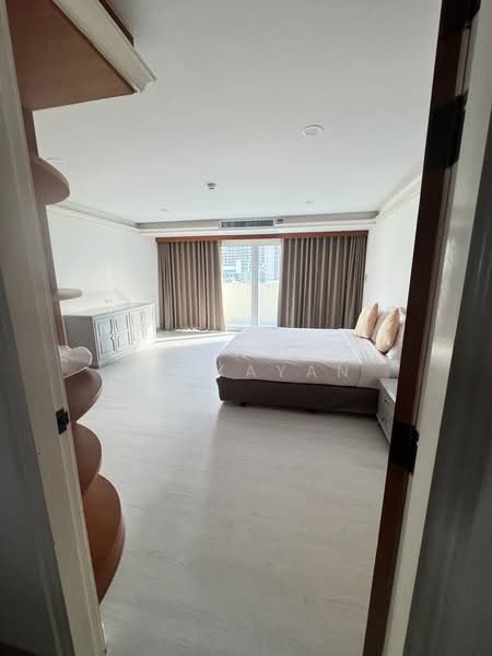 Chaidee Mansion, Bangkok, 75-7 Soi Sukhumvit 11, Khlongtoei Nua, Watthana, Bangkok, 2 Bedrooms, 300 sqm, Condo For Rent, by Manop Limkayan, 500175579 - DDproperty.com