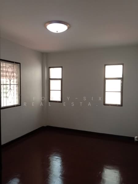 ให้เช่าบ้านเดี่ยว 3 ชั้น รีโนเวทใหม่ 5 แยกวัชรพล หมู่บ้าน เอกนคร, กรุงเทพ, ท่าแร้ง, บางเขน, กรุงเทพ, 280 ตร.ม., บ้านเดี่ยว ให้เช่า, โดย Forty-Six Real Estate Group, 500175596 - DDproperty.com