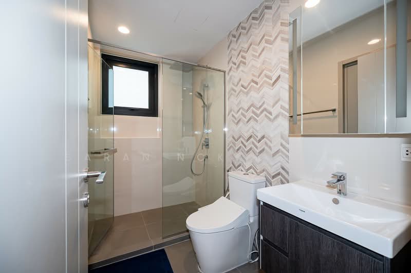 Oka Haus Sukhumvit 36, Bangkok, 3399 Rama 4 Road, Khong Tan, Khlong Toei, Bangkok, 2 Bedrooms, 41 sqm, Condo For Rent, by Saran Nokkrajib, 500175603 - DDproperty.com