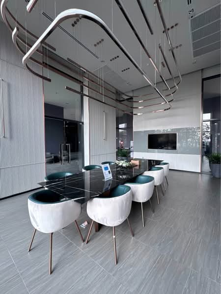 IDEO Sukhumvit Rama 4, Bangkok, Soi Sukhumvit 44, Sukhumvit Road, Phra Kanong, Khlong Toei, Bangkok, 1 Bedroom, 45 sqm, Condo For Sale, by มาลี สุธน, 500175609 - DDproperty.com