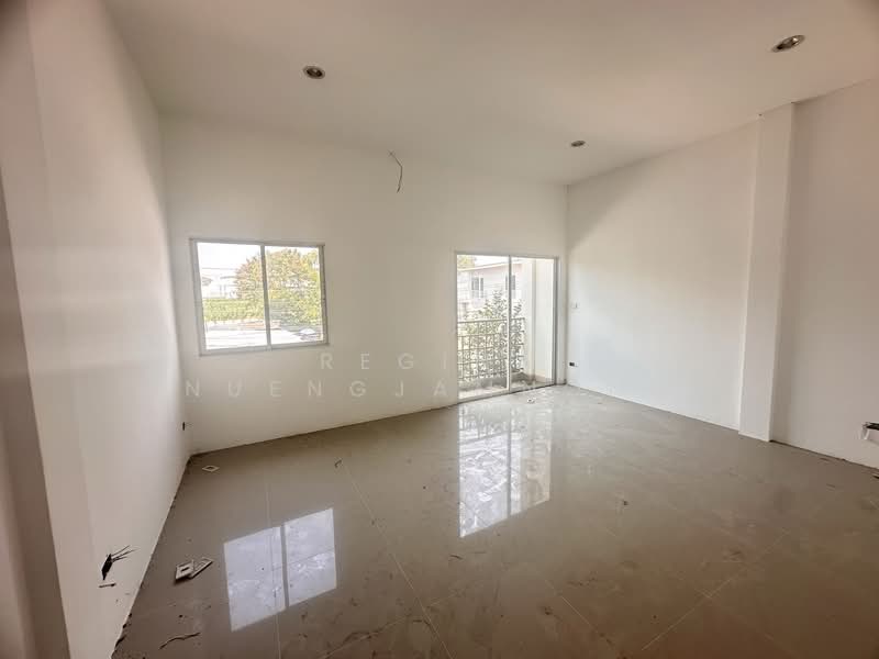 Sukhumvit Pattaya 60, Chon Buri (Pattaya), สุขุมวิท60 พัทยา, Nong Pru, Bang Lamung (Pattaya), Chon Buri (Pattaya), 2 Bedrooms, 76 sqm, Townhouse For Sale, by Regina Nuengjamnong, 500175631 - DDproperty.com