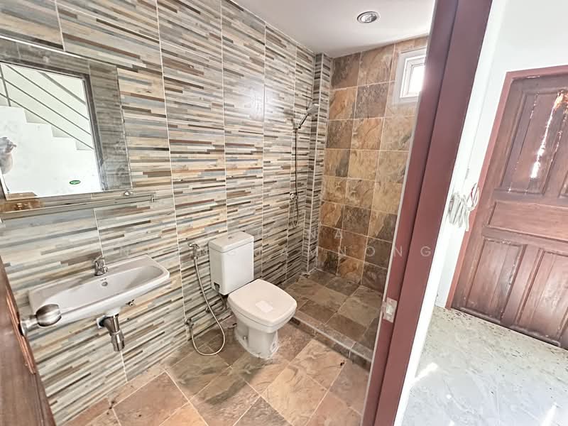 Sukhumvit Pattaya 60, Chon Buri (Pattaya), สุขุมวิท60 พัทยา, Nong Pru, Bang Lamung (Pattaya), Chon Buri (Pattaya), 2 Bedrooms, 76 sqm, Townhouse For Sale, by Regina Nuengjamnong, 500175631 - DDproperty.com