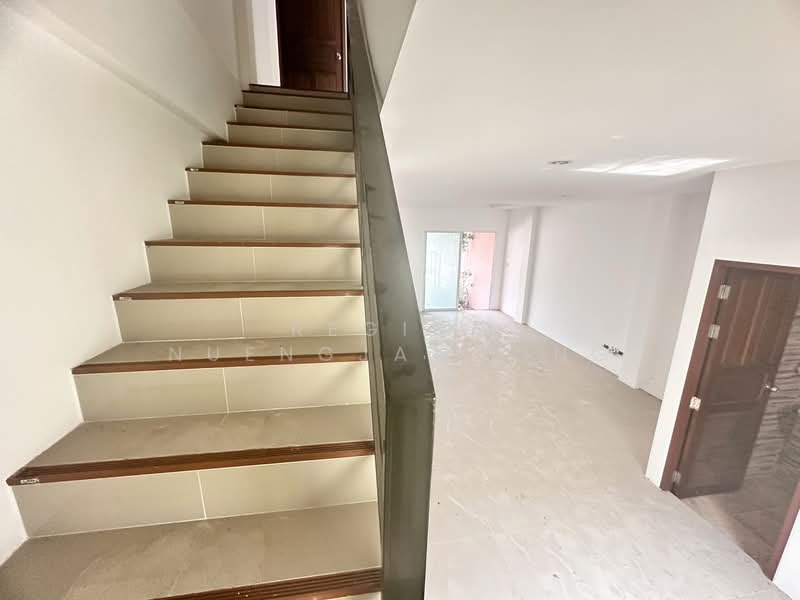 Sukhumvit Pattaya 60, Chon Buri (Pattaya), สุขุมวิท60 พัทยา, Nong Pru, Bang Lamung (Pattaya), Chon Buri (Pattaya), 2 Bedrooms, 76 sqm, Townhouse For Sale, by Regina Nuengjamnong, 500175631 - DDproperty.com