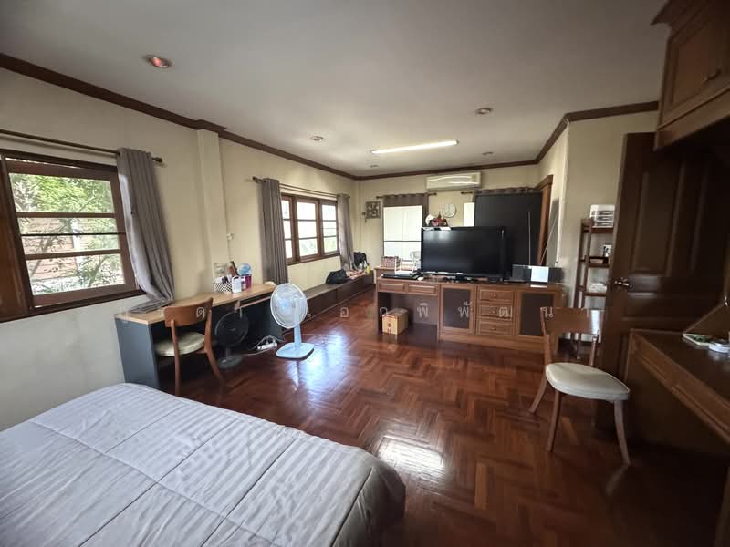 ขาย] Rare Item! บ้านเดี่ยว 102 ตารางวาทำเล "มหาดไทย" (ลาดพร้าว 122-124) ทะลุรามคำแหงง่ายที่สุด!, Bangkok, ลาดพร้าว124,126, Lat Phrao, Lat Phrao, Bangkok, 4 Bedrooms, 320 sqm, Single Detached House For Sale, by ภูรดา เอกพิพัฒนา, 500175676 - DDproperty.com