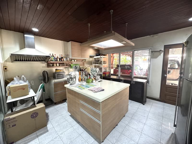 ขาย] Rare Item! บ้านเดี่ยว 102 ตารางวาทำเล "มหาดไทย" (ลาดพร้าว 122-124) ทะลุรามคำแหงง่ายที่สุด!, กรุงเทพ, ลาดพร้าว124,126, ลาดพร้าว, ลาดพร้าว, กรุงเทพ, 320 ตร.ม., บ้านเดี่ยว ขาย, โดย ภูรดา เอกพิพัฒนา, 500175676 - DDproperty.com