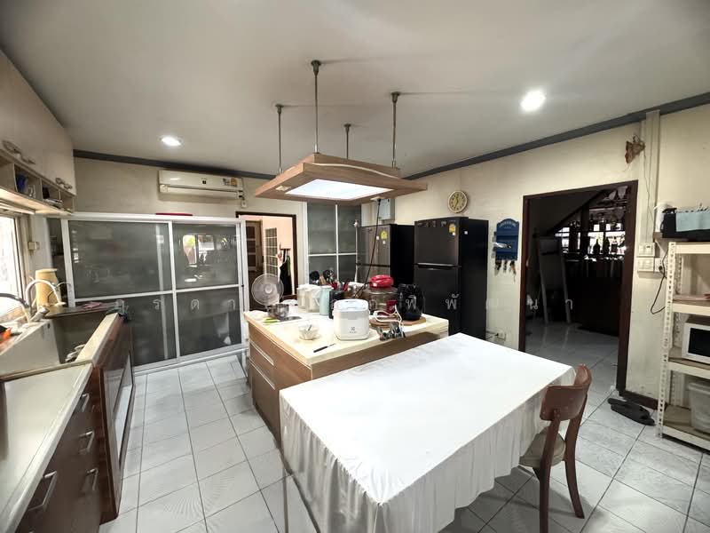 ขาย] Rare Item! บ้านเดี่ยว 102 ตารางวาทำเล "มหาดไทย" (ลาดพร้าว 122-124) ทะลุรามคำแหงง่ายที่สุด!, กรุงเทพ, ลาดพร้าว124,126, ลาดพร้าว, ลาดพร้าว, กรุงเทพ, 320 ตร.ม., บ้านเดี่ยว ขาย, โดย ภูรดา เอกพิพัฒนา, 500175676 - DDproperty.com