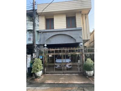 ขาย - ขายทาวน์เฮ้าส์ 3 ชั้น ซอยลาดปลาเค้า 33 ต่อเติมใหม่ 29 ตร.วา 4 นอน 3 น้ำ หน้าบ้านไม่ชนบ้านอื่น, กรุงเทพ