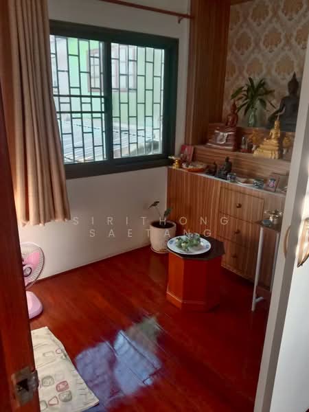 ขายทาวน์เฮ้าส์ 3 ชั้น ซอยลาดปลาเค้า 33 ต่อเติมใหม่ 29 ตร.วา 4 นอน 3 น้ำ หน้าบ้านไม่ชนบ้านอื่น, กรุงเทพ, ลาดปลาเค้า 33, จรเข้บัว, ลาดพร้าว, กรุงเทพ, 300 ตร.ม., ทาวน์เฮ้าส์ ขาย, โดย Sirithong Saetang, 500175697 - DDproperty.com