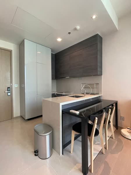 The Esse Asoke, Bangkok, 333 Soi Sukhumvit 21, Sukhumvit Road, Khlongtoei Nua, Watthana, Bangkok, 1 Bedroom, 45 sqm, Condo For Rent, by Kay Tippayanet, 500175703 - DDproperty.com