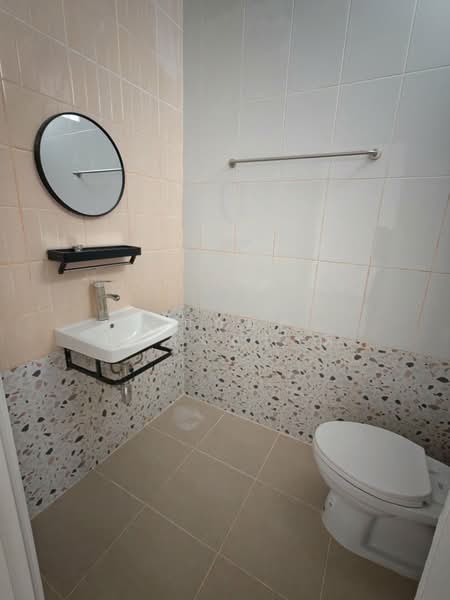 ทาวน์เฮ้าส์ คลองแหฝั่งเมือง ซอยรัศมี, สงขลา, รัศมี-ศรีเฉลิม, คลองแห, หาดใหญ่, สงขลา, 94 ตร.ม., ทาวน์เฮ้าส์ ขาย, โดย ศุภกฤต ยืนยงสวัสดิ์, 500175713 - DDproperty.com