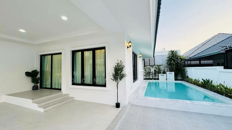 หมู่บ้าน พัทยา วิลเลจ, Chon Buri (Pattaya), Nong Pla Lai, Bang Lamung (Pattaya), Chon Buri (Pattaya), 3 Bedrooms, 232 sqm, Single Detached House For Sale, by Nahathai Boonmachay, 500175718 - DDproperty.com