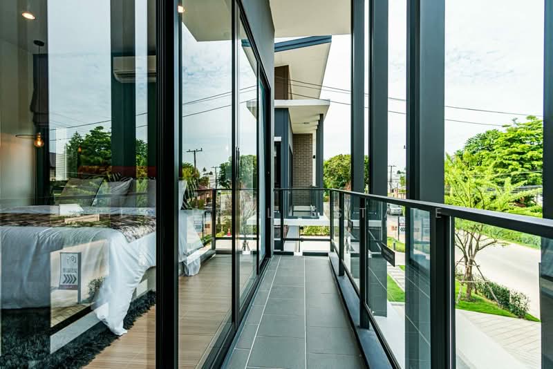 4 Bedroom Modern Family Home North Pattaya, Chon Buri (Pattaya), Bang Lamung, Bang Lamung (Pattaya), Chon Buri (Pattaya), 4 Bedrooms, 140 sqm, Single Detached House For Sale, by PLC Real Estate, 500175721 - DDproperty.com