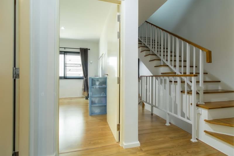 บ้านกลางเมือง สาทร สุขสวัสดิ์ ถ.สุขสวัสดิ์ ซ.สุขสวัสดิ์ 39 ต.บางพึ่ง อ.พระประแดง จ.สมุทรปราการ 10130, สมุทรปราการ, สุขสวัสดิ์, บางพึ่ง, พระประแดง, สมุทรปราการ, 152 ตร.ม., ทาวน์เฮ้าส์ ขาย, โดย คุณณัฎฐนิชา สายโสภา (หลิน), 500175724 - DDproperty.com