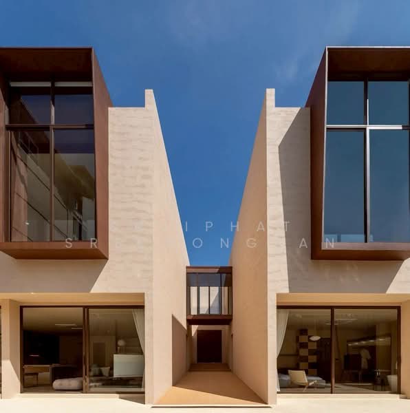 บ้านหรู เบอร์รารี่, ชลบุรี, ทัพพระยา, หนองปรือ, บางละมุง, ชลบุรี, 550 ตร.ม., วิลล่า ขาย, โดย Sujiphat Sreewongpan, 500175728 - DDproperty.com