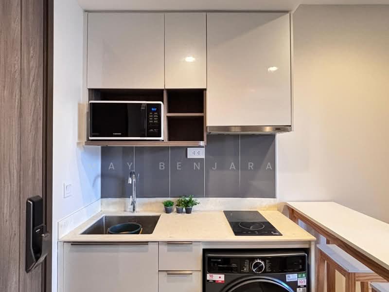 IDEO Mobi Asoke, Bangkok, New Petchaburi Road, Bang Kapi, Huai Khwang, Bangkok, 1 Bedroom, 33 sqm, Condo For Rent, by May Benjarat, 500175729 - DDproperty.com