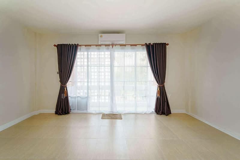 หมู่บ้านเทพนิมิตรจอมเทียน, Chon Buri (Pattaya), Nong Pru, Bang Lamung (Pattaya), Chon Buri (Pattaya), 2 Bedrooms, 72 sqm, Townhouse For Sale, by Nahathai Boonmachay, 500175730 - DDproperty.com