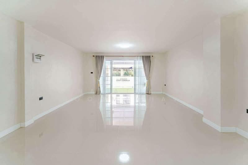 หมู่บ้านเทพนิมิตรจอมเทียน, Chon Buri (Pattaya), Nong Pru, Bang Lamung (Pattaya), Chon Buri (Pattaya), 2 Bedrooms, 72 sqm, Townhouse For Sale, by Nahathai Boonmachay, 500175730 - DDproperty.com