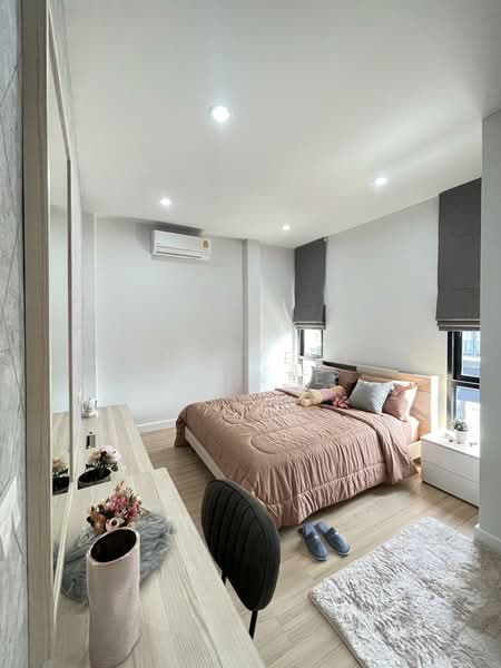 บ้านเดี่ยวสไตล์โมเดิร์น 4 ห้องนอน พัทยาเหนือ, ชลบุรี, บางละมุง, บางละมุง, ชลบุรี, 150 ตร.ม., บ้านเดี่ยว ขาย, โดย PLC Real Estate, 500175731 - DDproperty.com