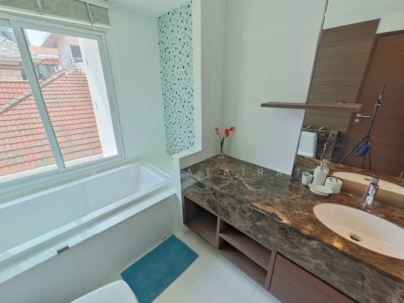 Tanida Residence, Bangkok, 48 Surasak Road, Silom, Bang Rak, Bangkok, 1 Bedroom, 75 sqm, Apartment For Rent, by Aom Hatairat, 500175735 - DDproperty.com