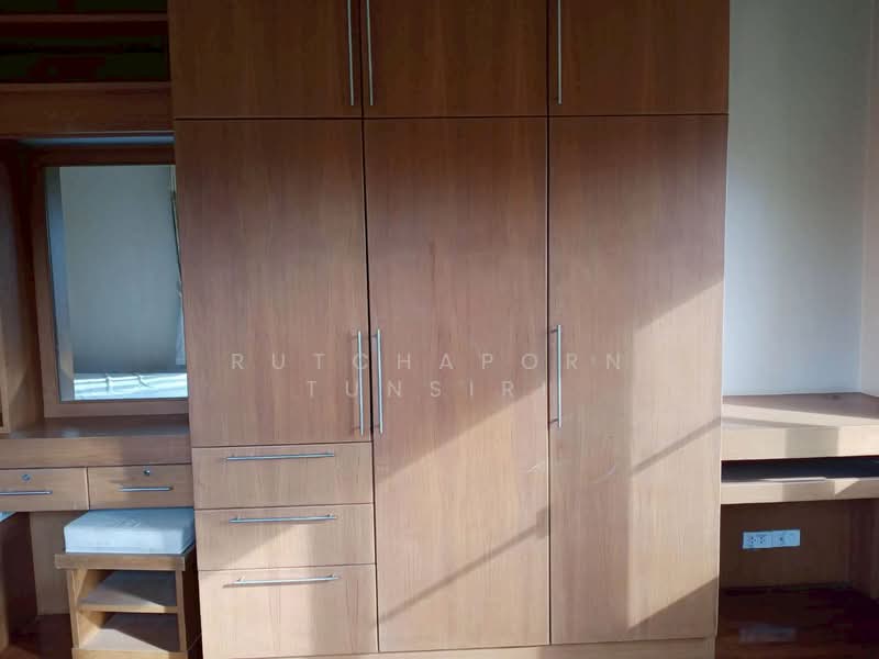 บ้านในโครงการ ให้เช่า – ใกล้เซ็นทรัลเฟสติวัล เพียง 10 นาที ค่าเช่า 35,000 บาท / เดือน รหัสทรัพย์ : N, Chiang Mai, San Phra Net, San Sai, Chiang Mai, 6 Bedrooms, 400 sqm, Single Detached House For Rent, by Rutchaporn Tunsiri, 500175736 - DDproperty.com