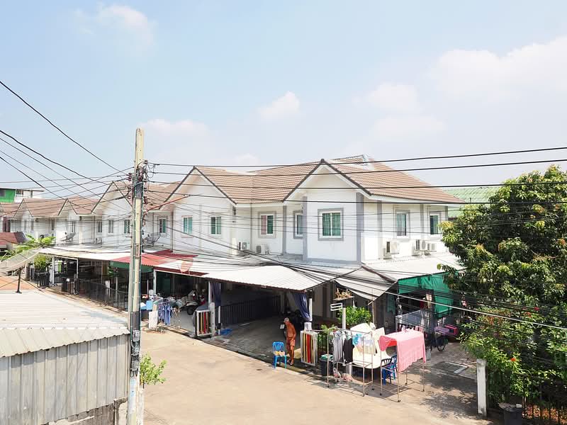 ขายราคาพิเศษ ทาวน์เฮ้าส์ 2 ชั้น ม.ณรุจา เนื้อที่ 30 ตร.ว. 4นอน 2น้ำ บ้านสวย หน้ากว้าง แปลงมุม, Nonthaburi, Sala Klang, Bang Kruai, Nonthaburi, 4 Bedrooms, 180 sqm, Townhouse For Sale, by wipa รุ่งธุระ, 500175745 - DDproperty.com