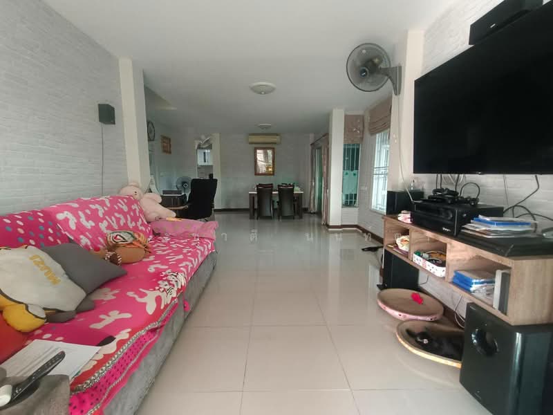 Patreeda Villa, Pathum Thani, Bang Dua, Muang Pathum Thani, Pathum Thani, 3 Bedrooms, 240 sqm, Single Detached House For Sale, by ชนะชาติ นนท์ตา, 500175748 - DDproperty.com