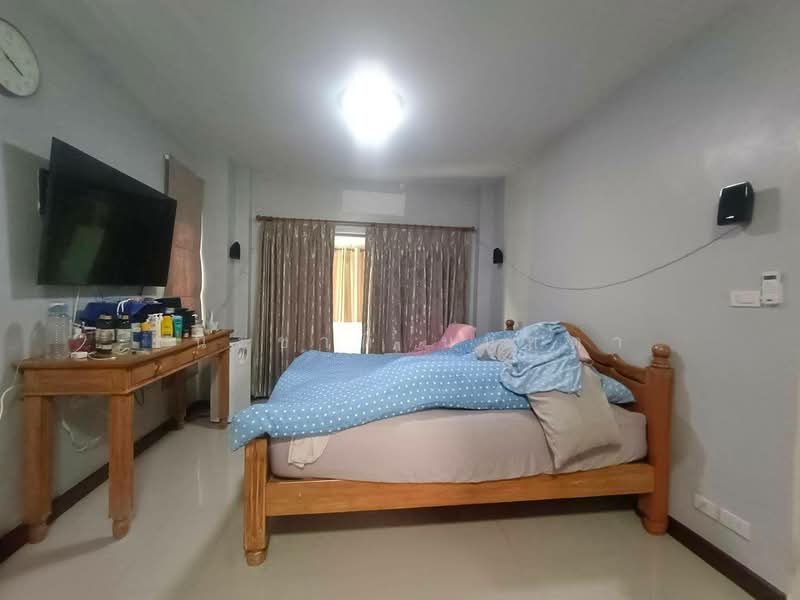 Patreeda Villa, Pathum Thani, Bang Dua, Muang Pathum Thani, Pathum Thani, 3 Bedrooms, 240 sqm, Single Detached House For Sale, by ชนะชาติ นนท์ตา, 500175748 - DDproperty.com