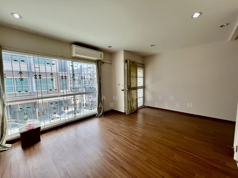 Villette City Pattanakarn 38, Bangkok, Phatthanakan Road, Prawet, Prawet, Bangkok, 3 Bedrooms, 160 sqm, Townhouse For Sale, by Thananthorn Wongvarnkaseam, 500175755 - DDproperty.com