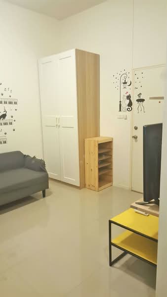 Lumpini Condo Town Romklao-Suvarnabhumi, Bangkok, Rom Klao Road 1, Khlong Sam Prawet, Lat Krabang, Bangkok, 1 Bedroom, 24 sqm, Condo For Sale, by The Best Property ปุ๋ย, 500175757 - DDproperty.com