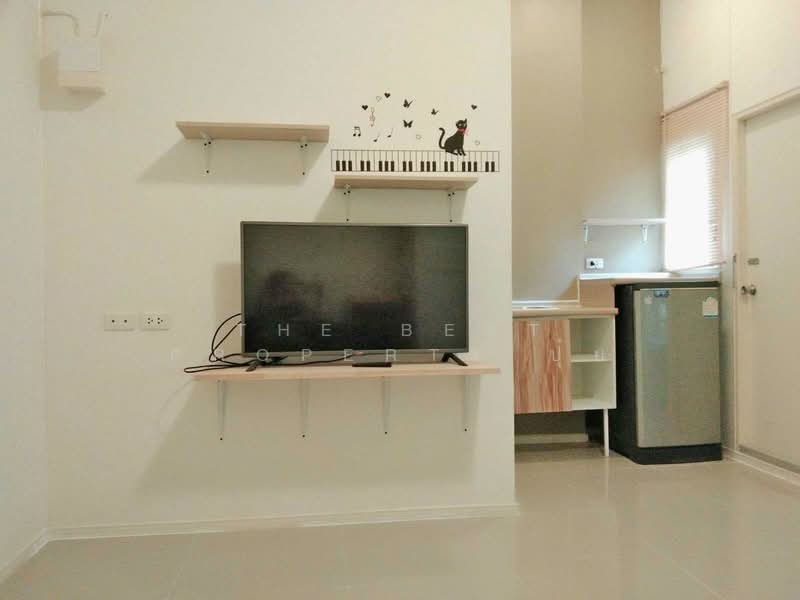 Lumpini Condo Town Romklao-Suvarnabhumi, Bangkok, Rom Klao Road 1, Khlong Sam Prawet, Lat Krabang, Bangkok, 1 Bedroom, 24 sqm, Condo For Sale, by The Best Property ปุ๋ย, 500175757 - DDproperty.com