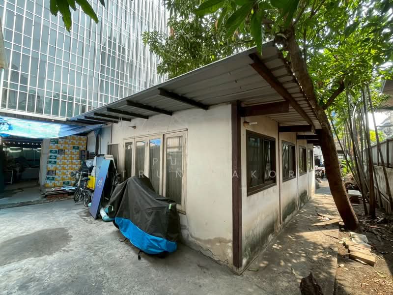 House for Rent – Asoke (Prime CBD Location), Bangkok, Khlongtoei Nua, Watthana, Bangkok, , 500 sqm, Shophouse For Rent, by Pudis Chitrungsakorn, 500175777 - DDproperty.com
