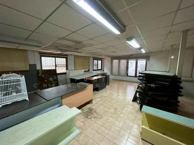 House for Rent – Asoke (Prime CBD Location), Bangkok, Khlongtoei Nua, Watthana, Bangkok, , 500 sqm, Shophouse For Rent, by Pudis Chitrungsakorn, 500175777 - DDproperty.com