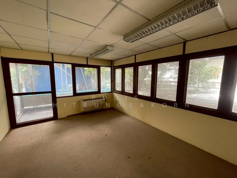 House for Rent – Asoke (Prime CBD Location), Bangkok, Khlongtoei Nua, Watthana, Bangkok, , 500 sqm, Shophouse For Rent, by Pudis Chitrungsakorn, 500175777 - DDproperty.com