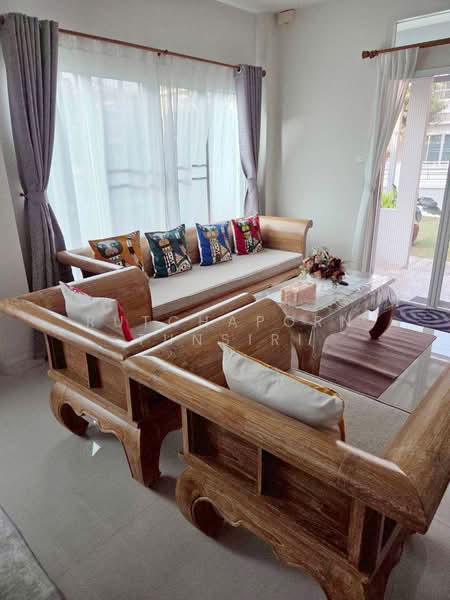 บ้านสวยในโครงการ ให้เช่า – ใกล้กาดฝรั่ง เพียง 5 นาที ค่าเช่า 25,000 บาท / เดือน รหัสทรัพย์ : No.14H1, Chiang Mai, Ban Waen, Hang Dong, Chiang Mai, 2 Bedrooms, 150 sqm, Single Detached House For Rent, by Rutchaporn Tunsiri, 500175782 - DDproperty.com