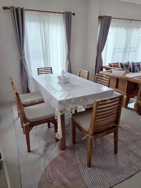 บ้านสวยในโครงการ ให้เช่า – ใกล้กาดฝรั่ง เพียง 5 นาที ค่าเช่า 25,000 บาท / เดือน รหัสทรัพย์ : No.14H1, Chiang Mai, Ban Waen, Hang Dong, Chiang Mai, 2 Bedrooms, 150 sqm, Single Detached House For Rent, by Rutchaporn Tunsiri, 500175782 - DDproperty.com