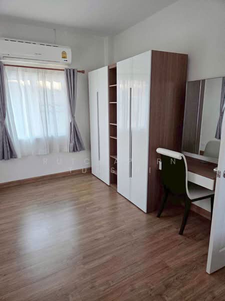 บ้านสวยในโครงการ ให้เช่า – ใกล้กาดฝรั่ง เพียง 5 นาที ค่าเช่า 25,000 บาท / เดือน รหัสทรัพย์ : No.14H1, Chiang Mai, Ban Waen, Hang Dong, Chiang Mai, 2 Bedrooms, 150 sqm, Single Detached House For Rent, by Rutchaporn Tunsiri, 500175782 - DDproperty.com