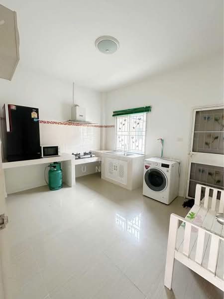 บ้านในโครงการ ให้เช่า – ใกล้ตลาดหางดง เพียง 5 นาที ค่าเช่า 13,500 บาท / เดือน รหัสทรัพย์ : No.14H105, Chiang Mai, Hang Dong, Hang Dong, Chiang Mai, 2 Bedrooms, 80 sqm, Single Detached House For Rent, by Rutchaporn Tunsiri, 500175819 - DDproperty.com