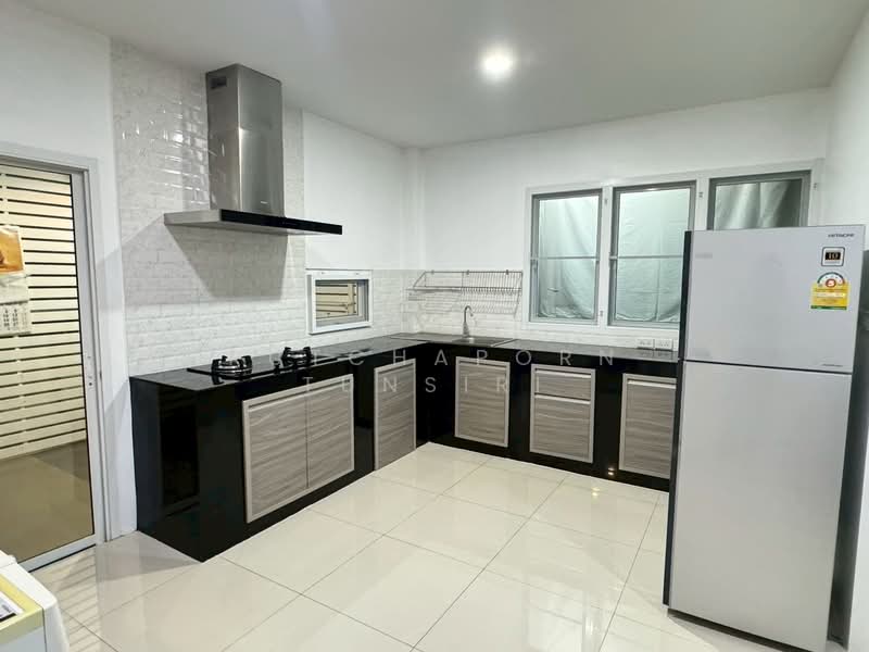 บ้านสวยในโครงการ ให้เช่า – โซนหนองผึ้ง | สารภี เชียงใหม่ ค่าเช่า 28,000 บาท / เดือน รหัสทรัพย์ : No., Chiang Mai, Nong Phung, Saraphi, Chiang Mai, 3 Bedrooms, 160 sqm, Single Detached House For Rent, by Rutchaporn Tunsiri, 500175826 - DDproperty.com