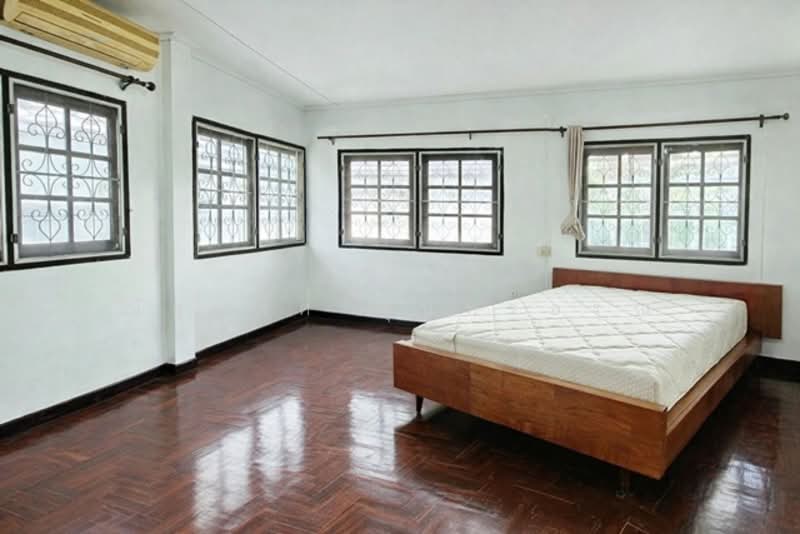 ไม่พบโครงการ, กรุงเทพ, สตรีวิทยา 2, จรเข้บัว, ลาดพร้าว, กรุงเทพ, 280 ตร.ม., บ้านเดี่ยว ให้เช่า, โดย ณัฐพงศ์ สุนทรอรุณ, 500175839 - DDproperty.com