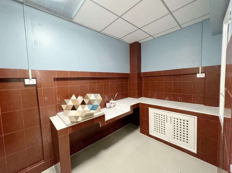 หมู่บ้าน สถาพร, ปทุมธานี, บึงยี่โถ, ธัญบุรี, ปทุมธานี, 160 ตร.ม., ทาวน์เฮ้าส์ ขาย, โดย ชนะชาติ นนท์ตา, 500175850 - DDproperty.com