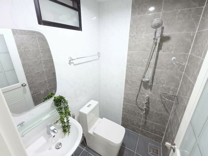 K.C. Greenville, Bangkok, Mitmaitri Road, Khu Fang Nua, Nong Chok, Bangkok, 5 Bedrooms, 200 sqm, Single Detached House For Sale, by นภัสศรณ์ วงศ์สินไทยกร (นันท์), 500175852 - DDproperty.com