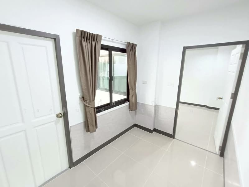 K.C. Greenville, Bangkok, Mitmaitri Road, Khu Fang Nua, Nong Chok, Bangkok, 5 Bedrooms, 200 sqm, Single Detached House For Sale, by นภัสศรณ์ วงศ์สินไทยกร (นันท์), 500175852 - DDproperty.com