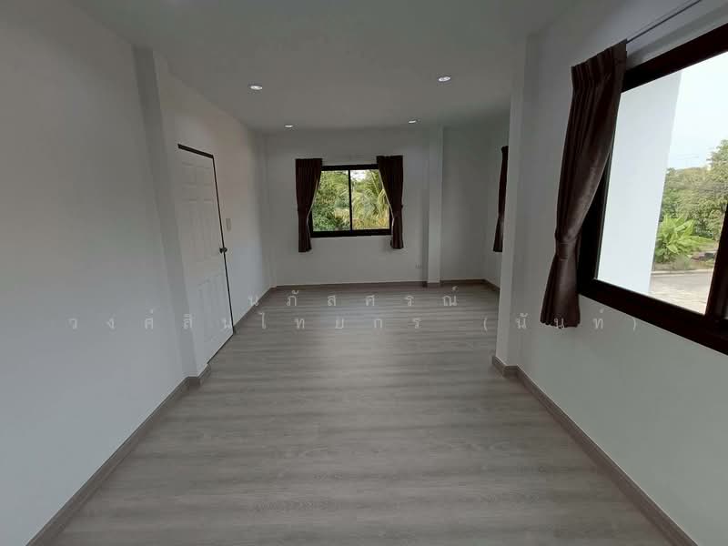 K.C. Greenville, Bangkok, Mitmaitri Road, Khu Fang Nua, Nong Chok, Bangkok, 5 Bedrooms, 200 sqm, Single Detached House For Sale, by นภัสศรณ์ วงศ์สินไทยกร (นันท์), 500175852 - DDproperty.com