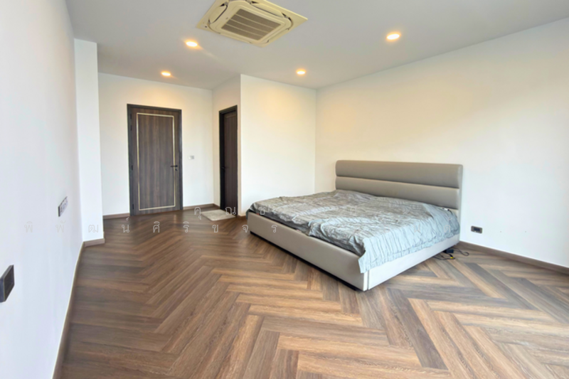 Penton Ari-Sutthisan : เพนตัน อารีย์-สุทธิสาร, กรุงเทพ, ซอยอินทรามระ 14, สามเสนใน, พญาไท, กรุงเทพ, 1,077 ตร.ม., บ้านเดี่ยว ขาย, โดย คุณชัยยศ พิพัฒน์ศิริขจร (ฮอนด้า), 500175853 - DDproperty.com