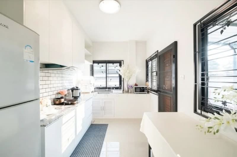 Pool Villa ให้เช่า – ใกล้ 89 พลาซ่า เพียง 5 นาที ค่าเช่า 60,000 บาท / เดือน รหัสทรัพย์ : No.15P006, Chiang Mai, Nong Hoi, Muang Chiang Mai, Chiang Mai, 3 Bedrooms, 200 sqm, Single Detached House For Rent, by Rutchaporn Tunsiri, 500175867 - DDproperty.com