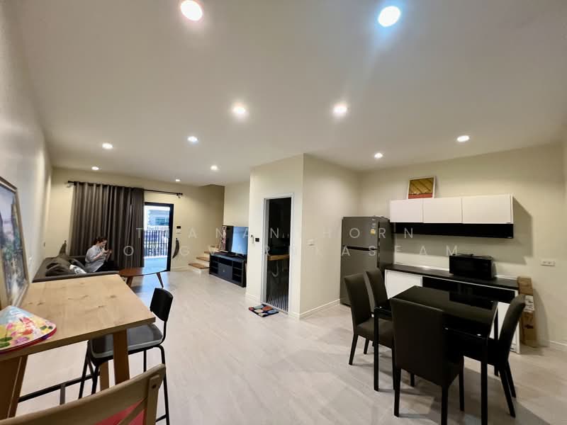 Villette City Pattanakarn 38 : วิลเลต ซิตี้ พัฒนาการ 38, กรุงเทพ, ถนนพัฒนาการ, ประเวศ, ประเวศ, กรุงเทพ, 190 ตร.ม., ทาวน์เฮ้าส์ ให้เช่า, โดย Thananthorn Wongvarnkaseam, 500175889 - DDproperty.com